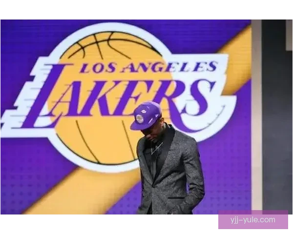 国王亨特接受眼部手术赛季报销